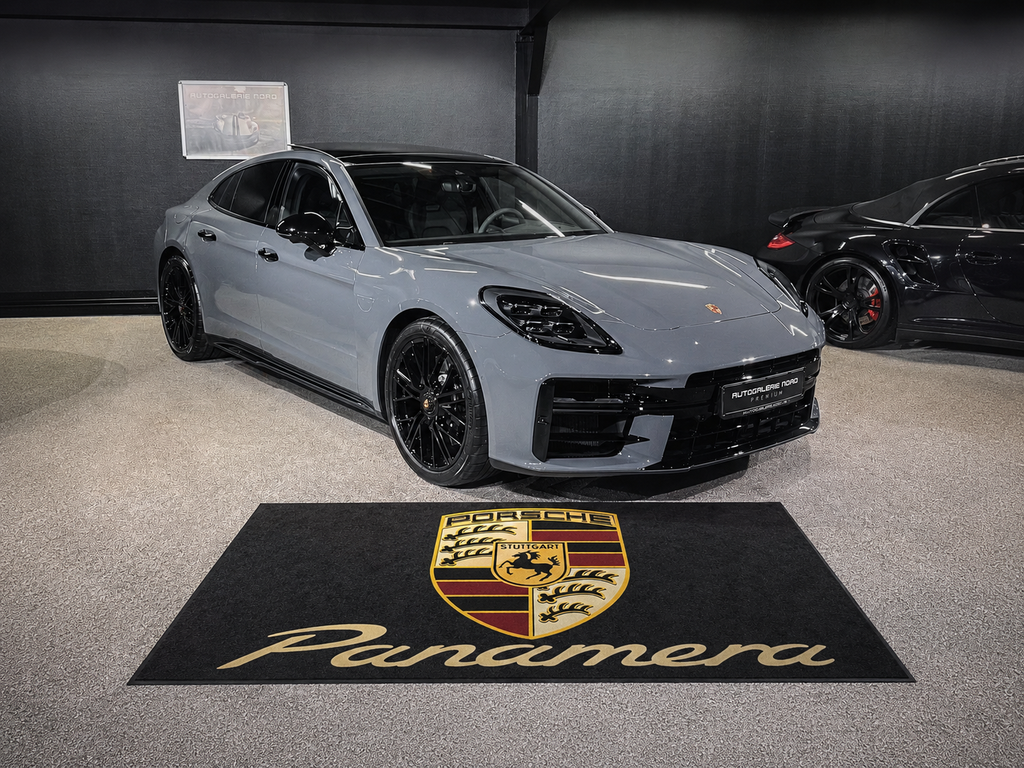 Premium Porsche Garage Rug – 152 x 221 cm  (5x7 ft)