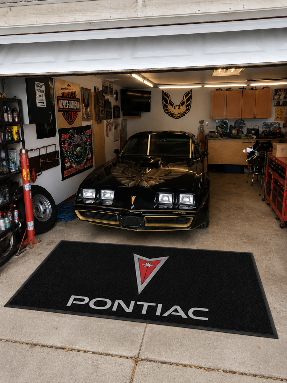 Premium Pontiac Garage Rug – 5x7 ft (60x87")